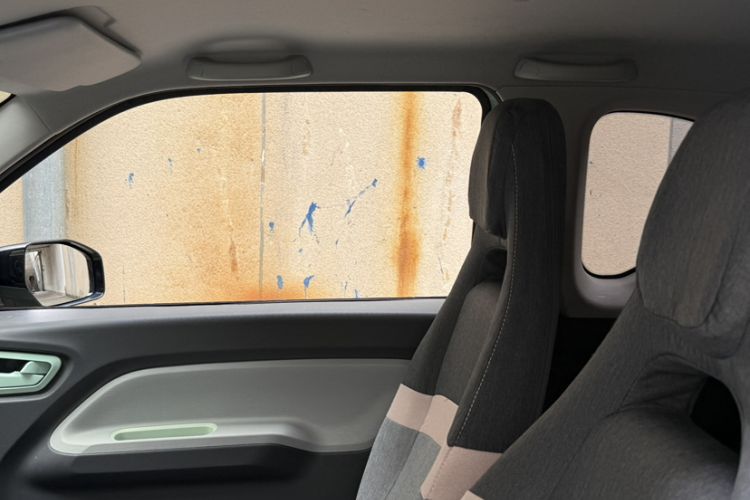 Used Wuling Hongguang MINIEV 2021 Macaron Fashion Model Lithium Iron Phosphate Headliner