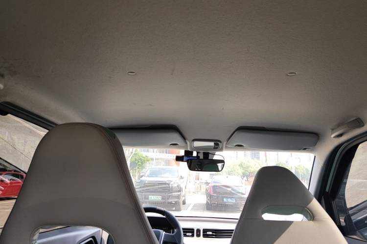 Used Wuling Hongguang MINIEV 2021 Macaron Premium Model – Lithium Iron Phosphate Headliner