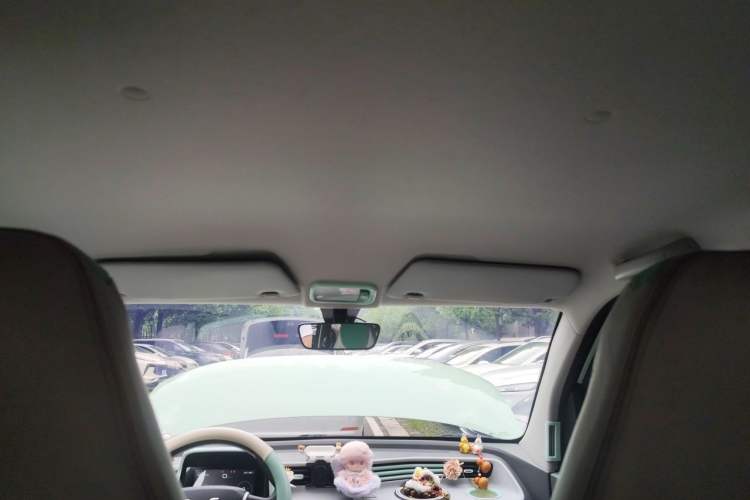 Used Wuling Hongguang MINIEV 2021 Macaron Premium Model – Lithium Iron Phosphate Headliner