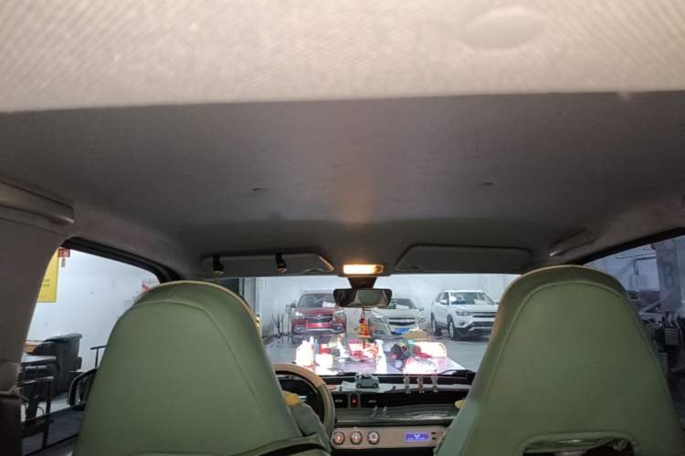 Used Wuling Hongguang MINIEV 2021 Macaron Premium Model – Lithium Iron Phosphate Headliner