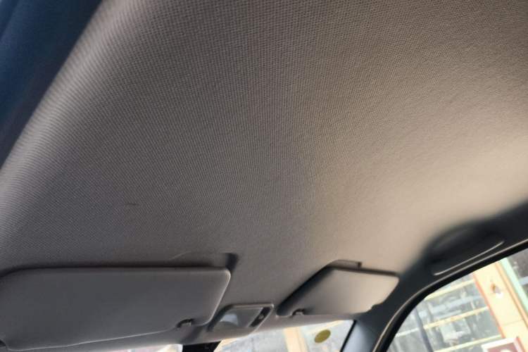 Used Wuling Hongguang MINIEV 2021 Macaron Fashion Model Lithium Iron Phosphate Headliner