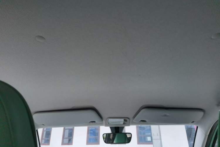 Used Wuling Hongguang MINIEV 2021 Macaron Premium Model – Lithium Iron Phosphate Headliner