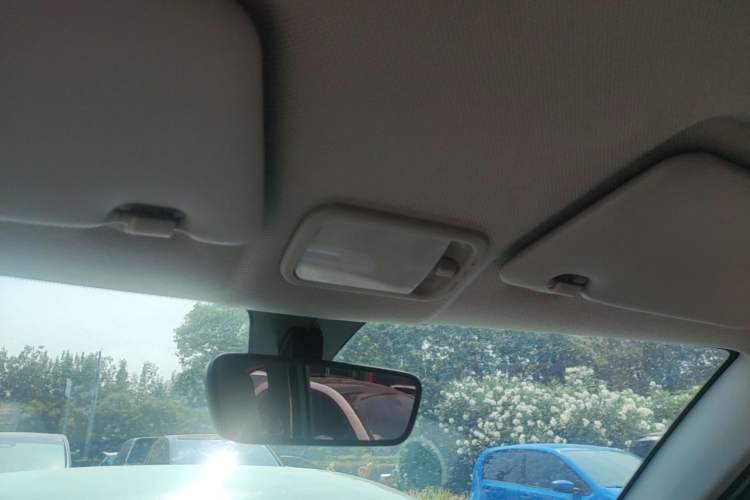 Used Wuling Hongguang MINIEV 2021 Macaron Premium Model – Lithium Iron Phosphate Headliner