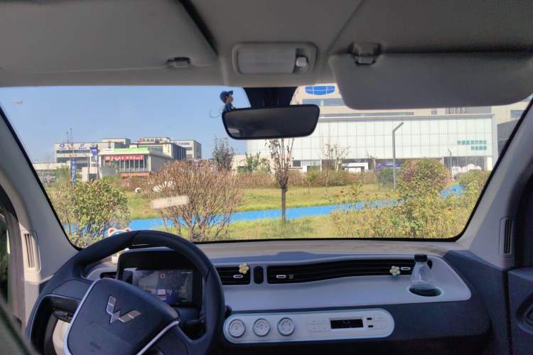 Used Wuling Hongguang MINIEV 2021 Macaron Fashion Edition Lithium-Ion Battery Headliner