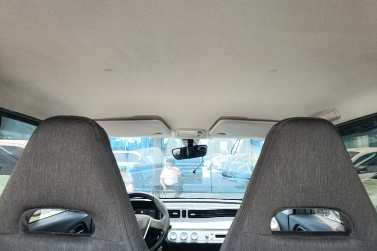 Used Wuling Hongguang MINIEV 2021 Macaron Fashion Model Lithium Iron Phosphate Headliner