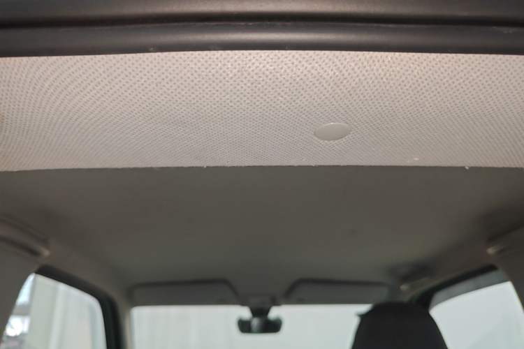 Used Wuling Hongguang MINIEV 2021 Macaron Fashion Model Lithium Iron Phosphate Headliner