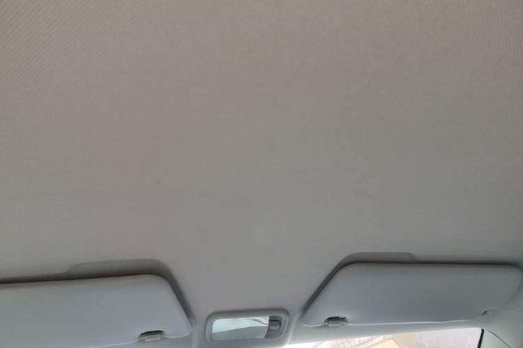 Used Wuling Hongguang MINIEV 2021 Macaron Premium Model – Lithium Iron Phosphate Headliner