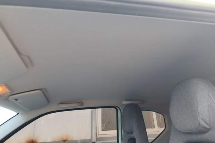 Used Wuling Hongguang MINIEV 2021 Macaron Premium Model – Lithium Iron Phosphate Headliner