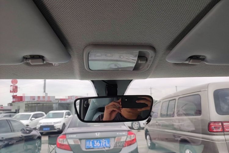Used Wuling Hongguang MINIEV 2021 Macaron Sandwich Model 120 km Lithium Iron Phosphate Headliner