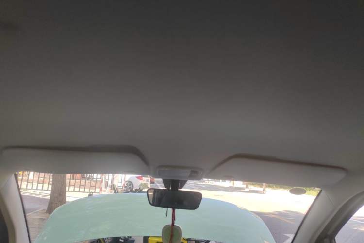 Used Wuling Hongguang MINIEV 2021 Macaron Premium Model – Lithium Iron Phosphate Headliner