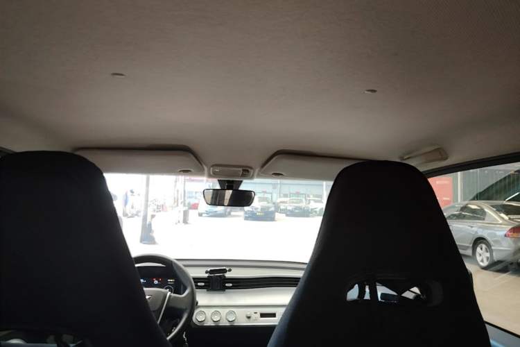Used Wuling Hongguang MINIEV 2021 Macaron Premium Model – Lithium Iron Phosphate Headliner