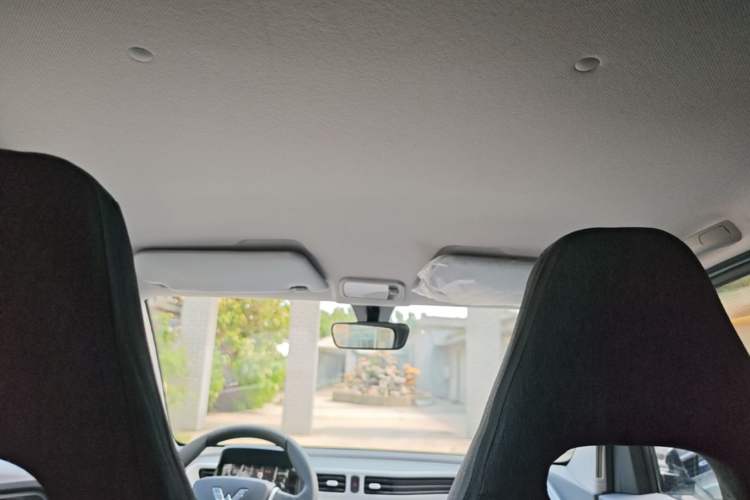 Used Wuling Hongguang MINIEV 2021 Macaron Fashion Model Lithium Iron Phosphate Headliner