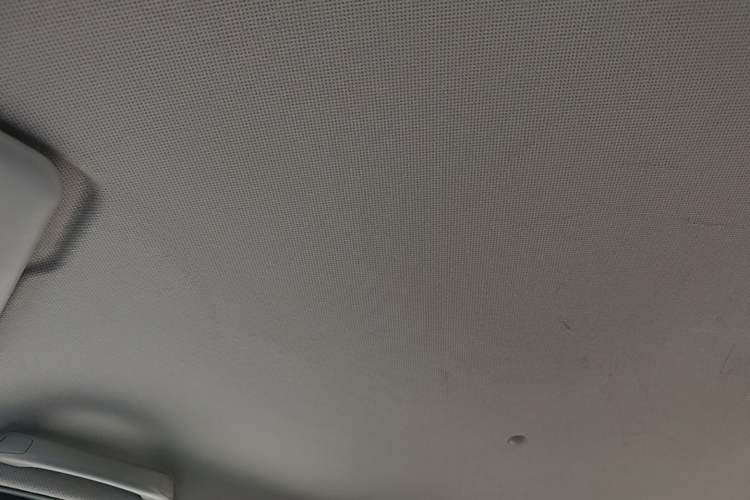 Used Wuling Hongguang MINIEV 2021 Macaron Premium Model – Lithium Iron Phosphate Headliner