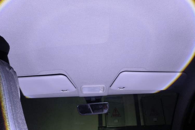 Used Wuling Hongguang MINIEV 2021 Macaron Fashion Model Lithium Iron Phosphate Headliner