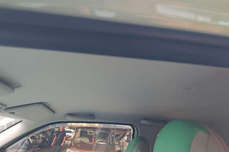 Used Wuling Hongguang MINIEV 2021 Macaron Fashion Model Lithium Iron Phosphate Headliner