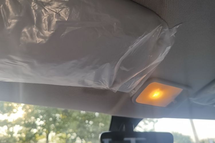 Used Wuling Hongguang MINIEV 2021 Macaron Premium Model – Lithium Iron Phosphate Headliner