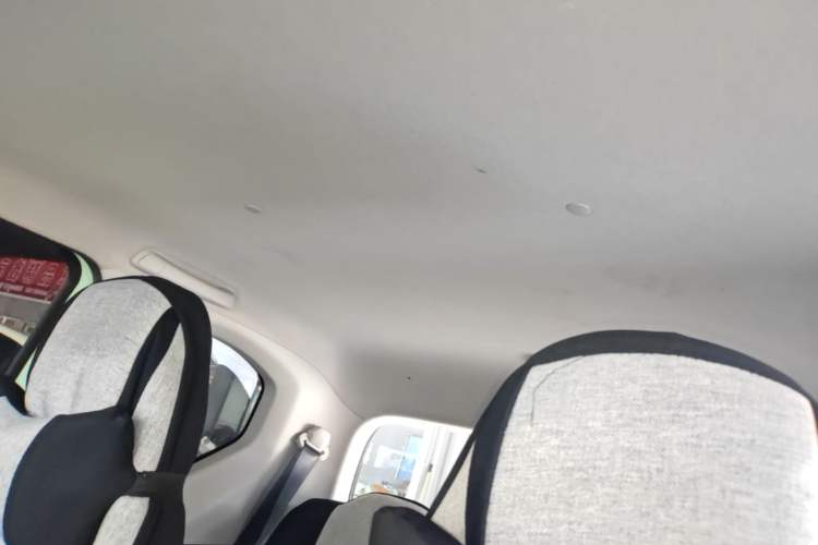 Used Wuling Hongguang MINIEV 2021 Macaron Premium Model – Lithium Iron Phosphate Headliner