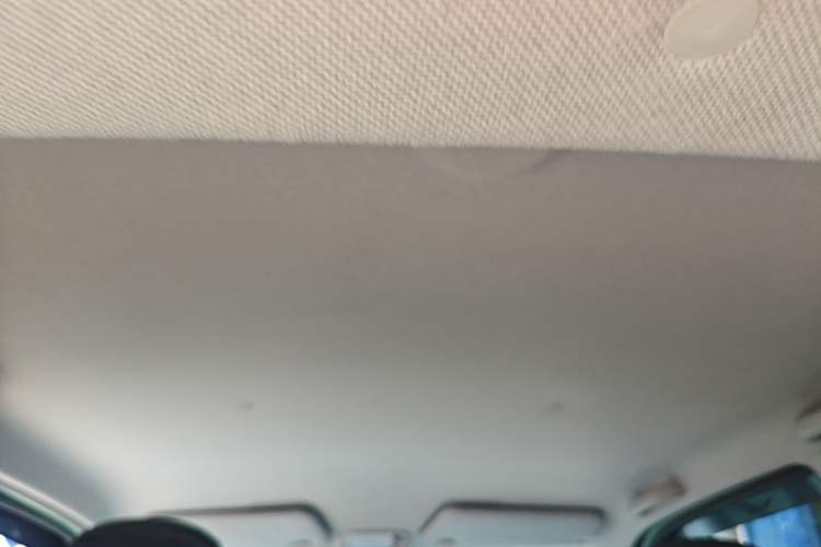 Used Wuling Hongguang MINIEV 2021 Macaron Premium Model – Lithium Iron Phosphate Headliner