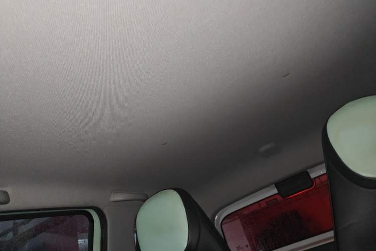 Used Wuling Hongguang MINIEV 2021 Macaron Fashion Model Lithium Iron Phosphate Headliner
