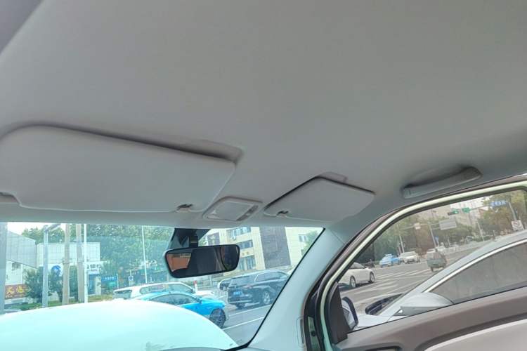 Used Wuling Hongguang MINIEV 2021 Macaron Fashion Model Lithium Iron Phosphate Headliner