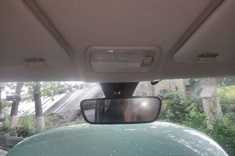 Used Wuling Hongguang MINIEV 2021 Macaron Premium Model – Lithium Iron Phosphate Headliner