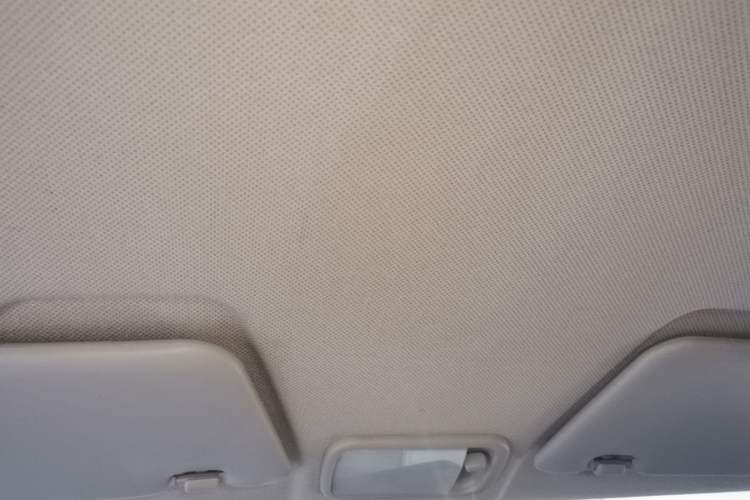 Used Wuling Hongguang MINIEV 2021 Macaron Premium Model – Lithium Iron Phosphate Headliner