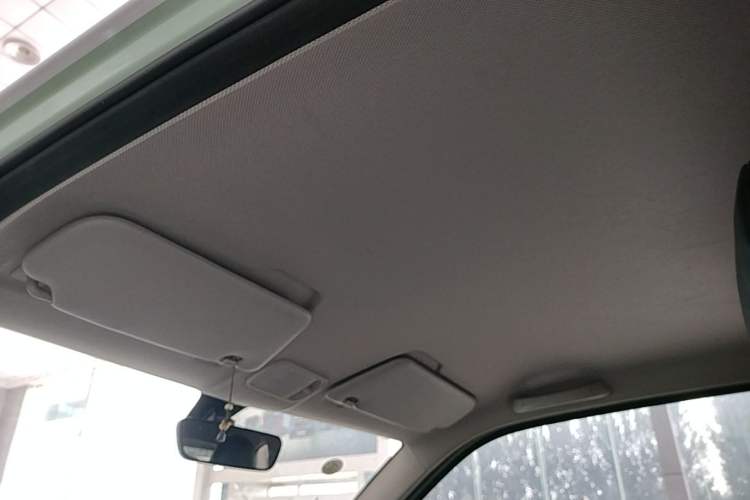 Used Wuling Hongguang MINIEV 2021 Macaron Fashion Model Lithium Iron Phosphate Headliner
