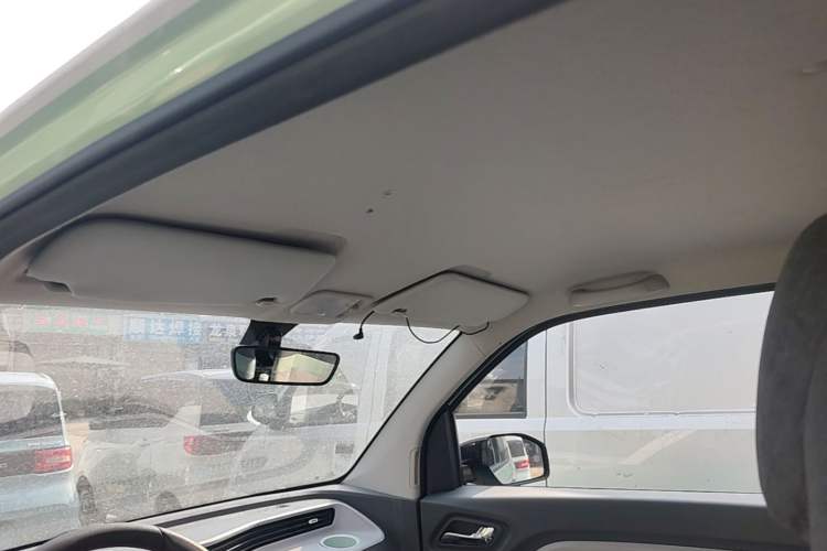 Used Wuling Hongguang MINIEV 2021 Macaron Fashion Model Lithium Iron Phosphate Headliner