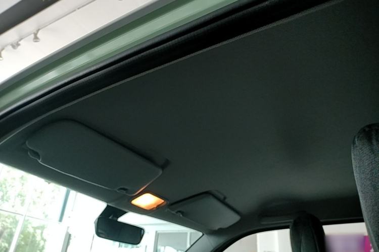 Used Wuling Hongguang MINIEV 2021 Macaron Premium Model – Lithium Iron Phosphate Headliner