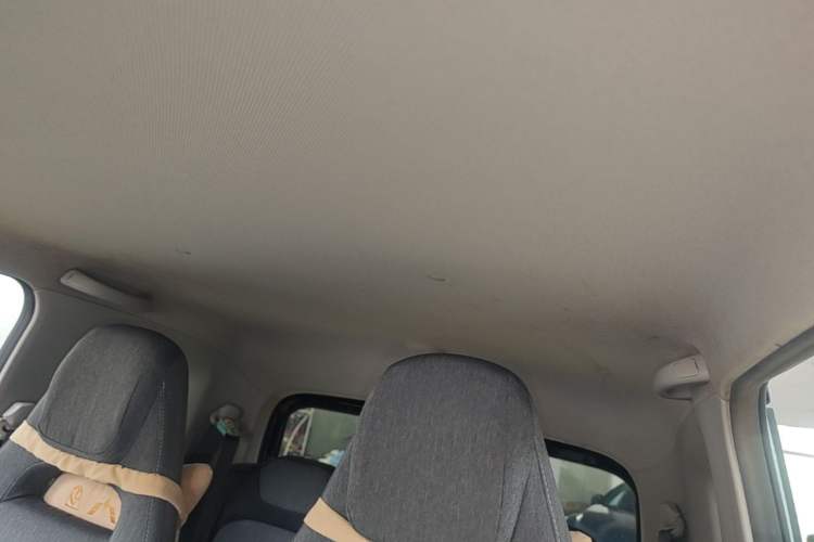Used Wuling Hongguang MINIEV 2021 Macaron Premium Model – Lithium Iron Phosphate Headliner