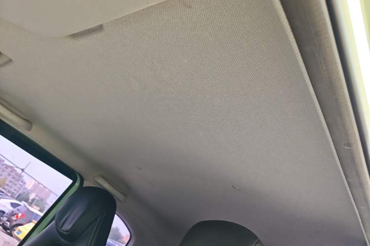 Used Wuling Hongguang MINIEV 2021 Macaron Premium Model – Lithium Iron Phosphate Headliner