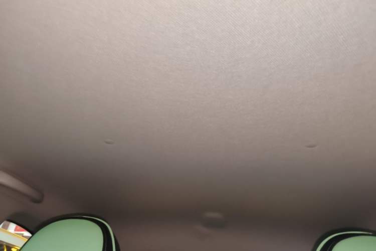 Used Wuling Hongguang MINIEV 2021 Macaron Premium Model – Lithium Iron Phosphate Headliner