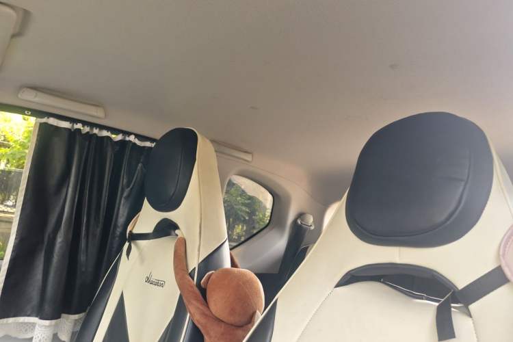 Used Wuling Hongguang MINIEV 2021 Macaron Fashion Model Lithium Iron Phosphate Headliner