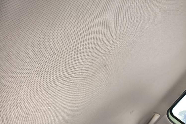 Used Wuling Hongguang MINIEV 2021 Macaron Sandwich Model 120 km Lithium Iron Phosphate Headliner