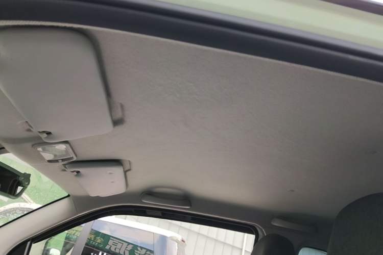 Used Wuling Hongguang MINIEV 2021 Macaron Fashion Model Lithium Iron Phosphate Headliner