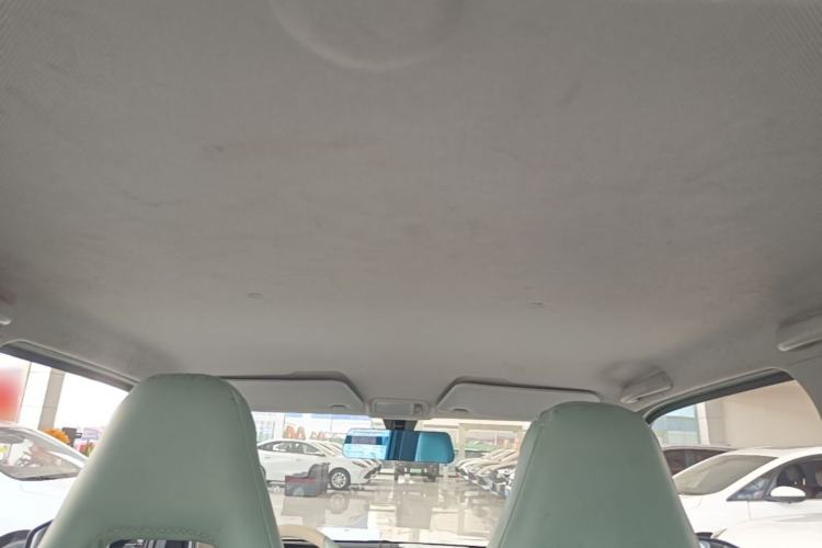 Used Wuling Hongguang MINIEV 2021 Macaron Sandwich Model 170 km Lithium Iron Phosphate Headliner