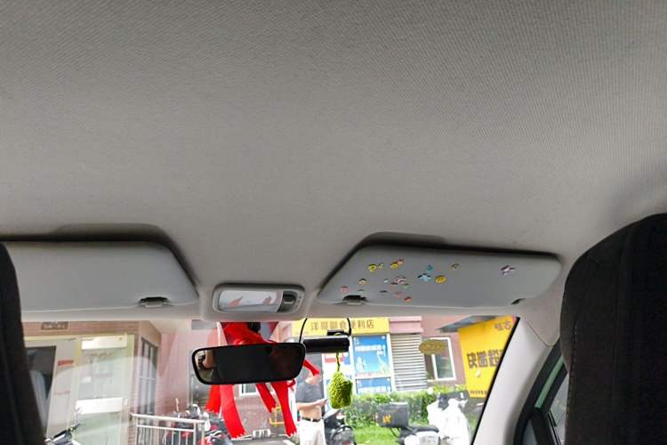 Used Wuling Hongguang MINIEV 2021 Macaron Premium Model – Lithium Iron Phosphate Headliner