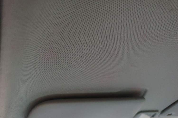 Used Wuling Hongguang MINIEV 2021 Macaron Premium Model – Lithium Iron Phosphate Headliner