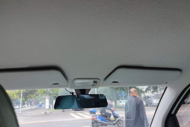 Used Wuling Hongguang MINIEV 2021 Macaron Fashion Model Lithium Iron Phosphate Headliner