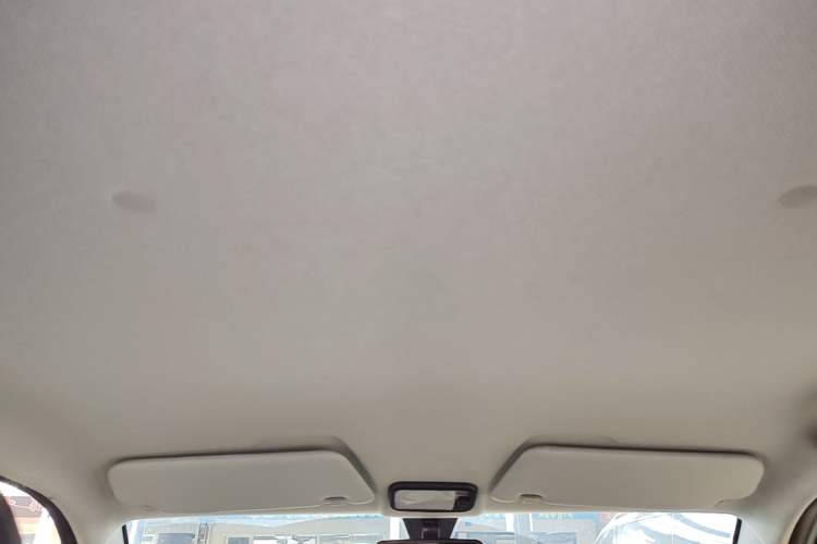 Used Wuling Hongguang MINIEV 2021 Macaron Premium Model – Lithium Iron Phosphate Headliner
