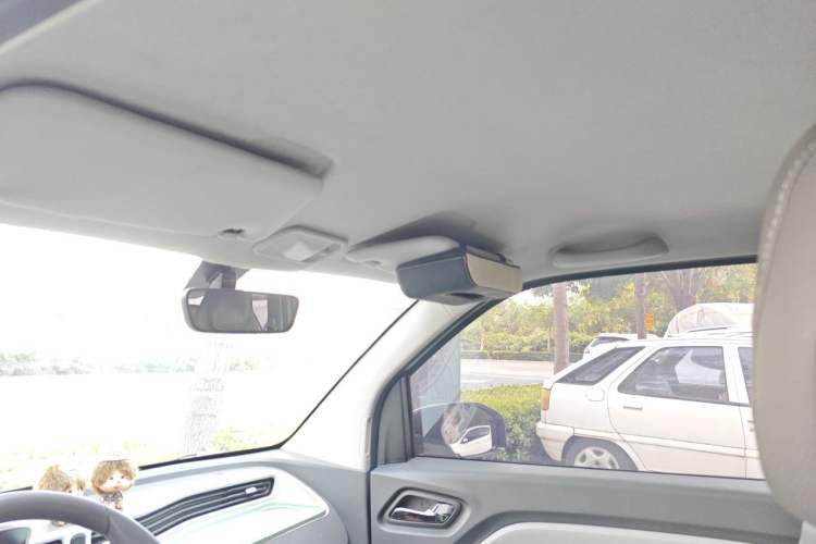 Used Wuling Hongguang MINIEV 2021 Macaron Premium Model – Lithium Iron Phosphate Headliner