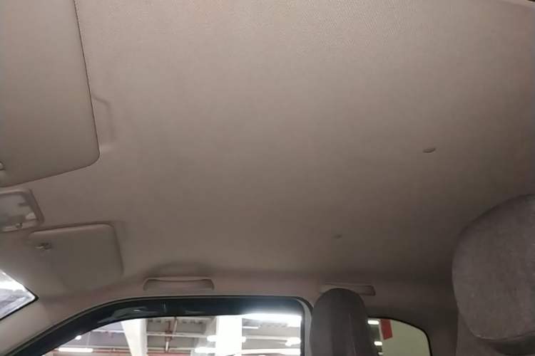 Used Wuling Hongguang MINIEV 2021 Macaron Fashion Model Lithium Iron Phosphate Headliner