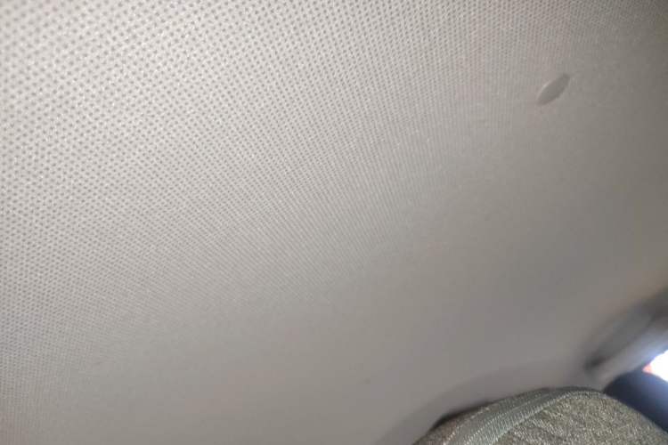 Used Wuling Hongguang MINIEV 2021 Macaron Premium Model – Lithium Iron Phosphate Headliner
