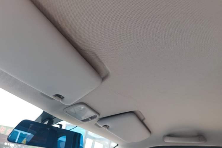 Used Wuling Hongguang MINIEV 2021 Macaron Premium Model – Lithium Iron Phosphate Headliner
