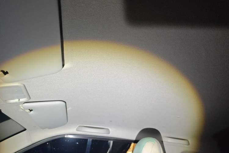 Used Wuling Hongguang MINIEV 2021 Macaron Premium Model – Lithium Iron Phosphate Headliner
