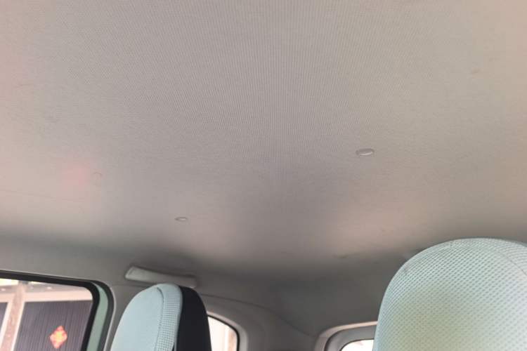 Used Wuling Hongguang MINIEV 2021 Macaron Premium Model – Lithium Iron Phosphate Headliner
