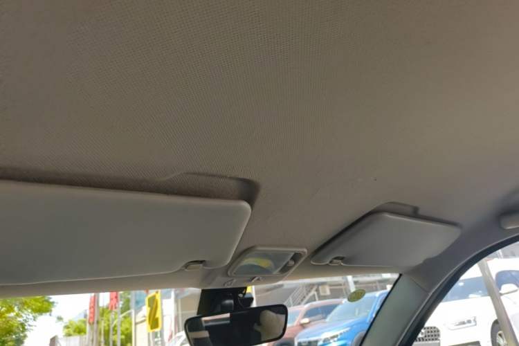Used Wuling Hongguang MINIEV 2021 Macaron Premium Model – Lithium Iron Phosphate Headliner