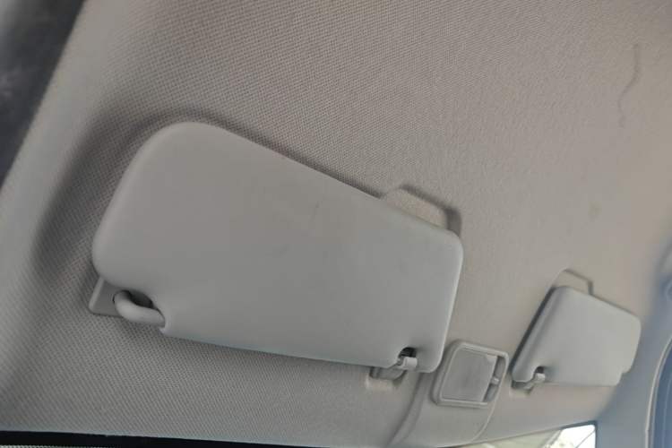 Used Wuling Hongguang MINIEV 2021 Macaron Premium Model – Lithium Iron Phosphate Headliner