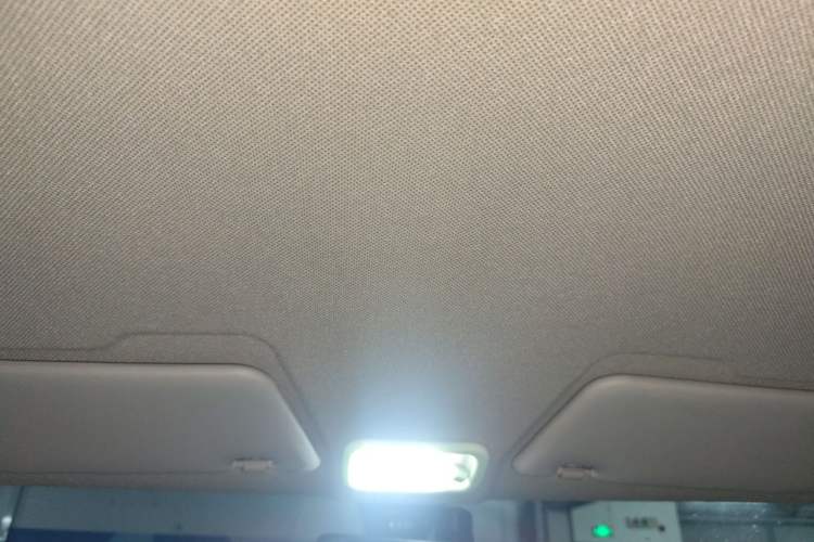 Used Wuling Hongguang MINIEV 2021 Macaron Premium Model – Lithium Iron Phosphate Headliner