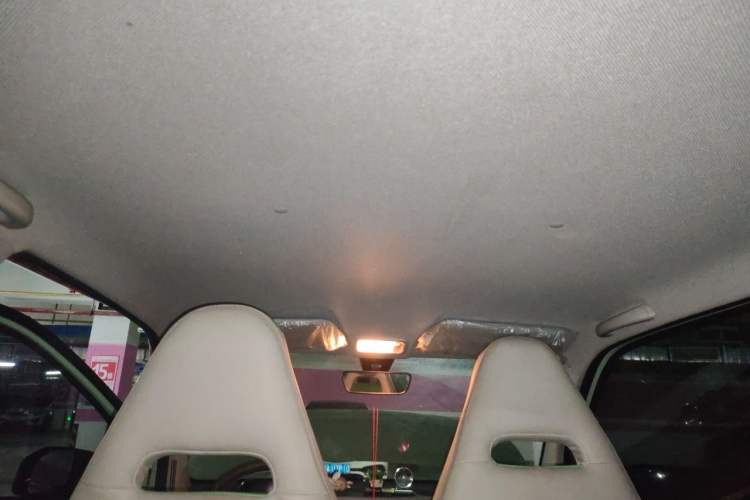 Used Wuling Hongguang MINIEV 2021 Macaron Fashion Model Lithium Iron Phosphate Headliner